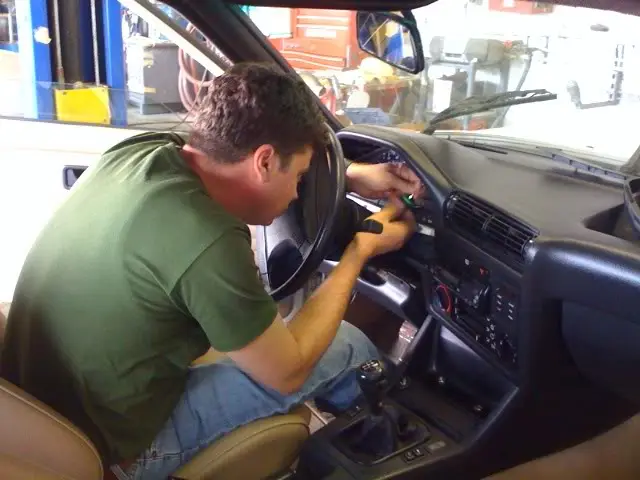 BMW 318iS Restoration, photo 7