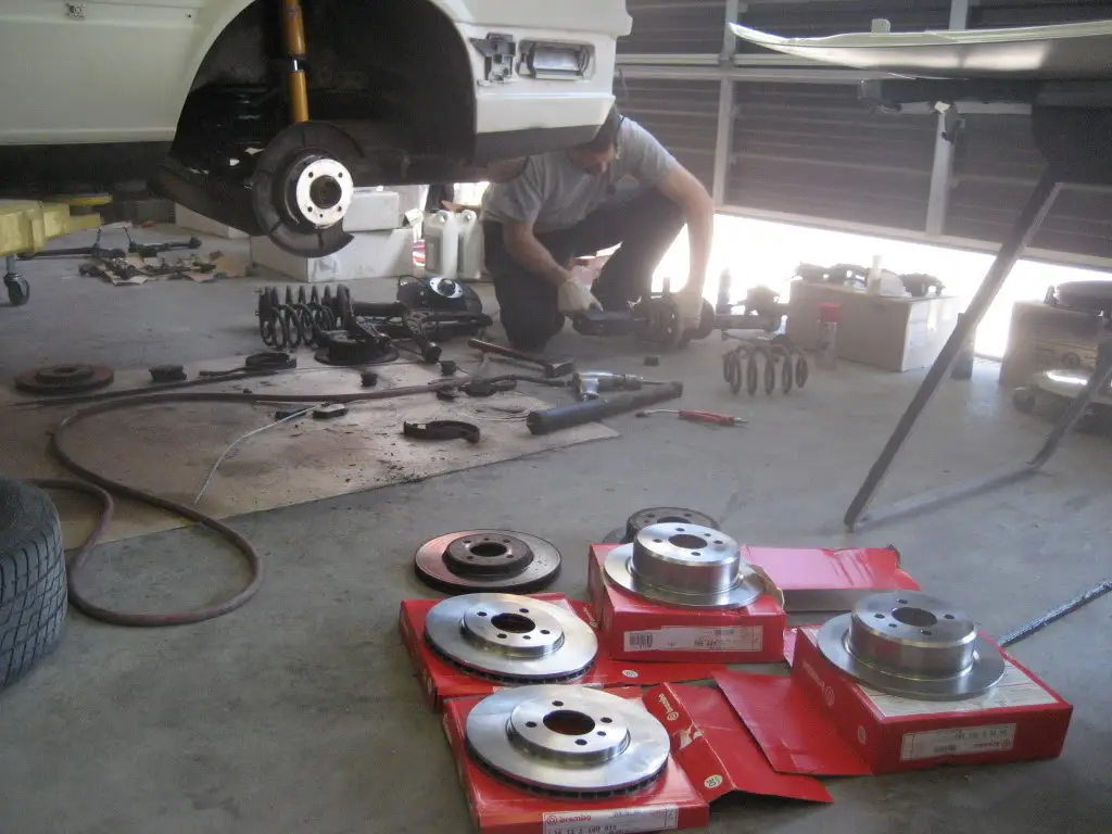 BMW 318iS Restoration, photo 32
