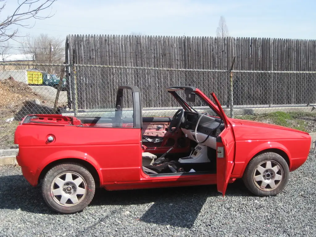 1990 VW Cabriolet in Ferrari Red, photo 66
