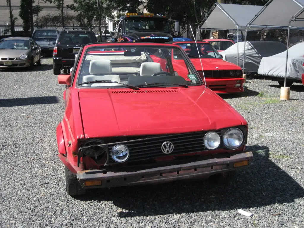 1990 VW Cabriolet in Ferrari Red, photo 5