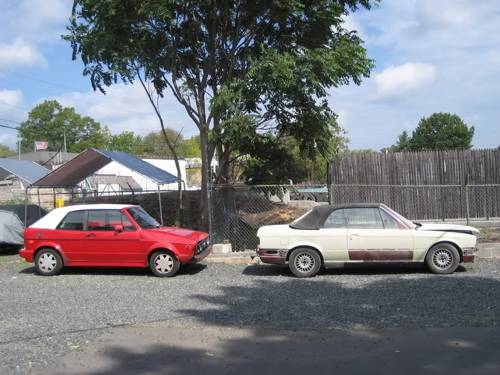 1990 VW Cabriolet in Ferrari Red, photo 9