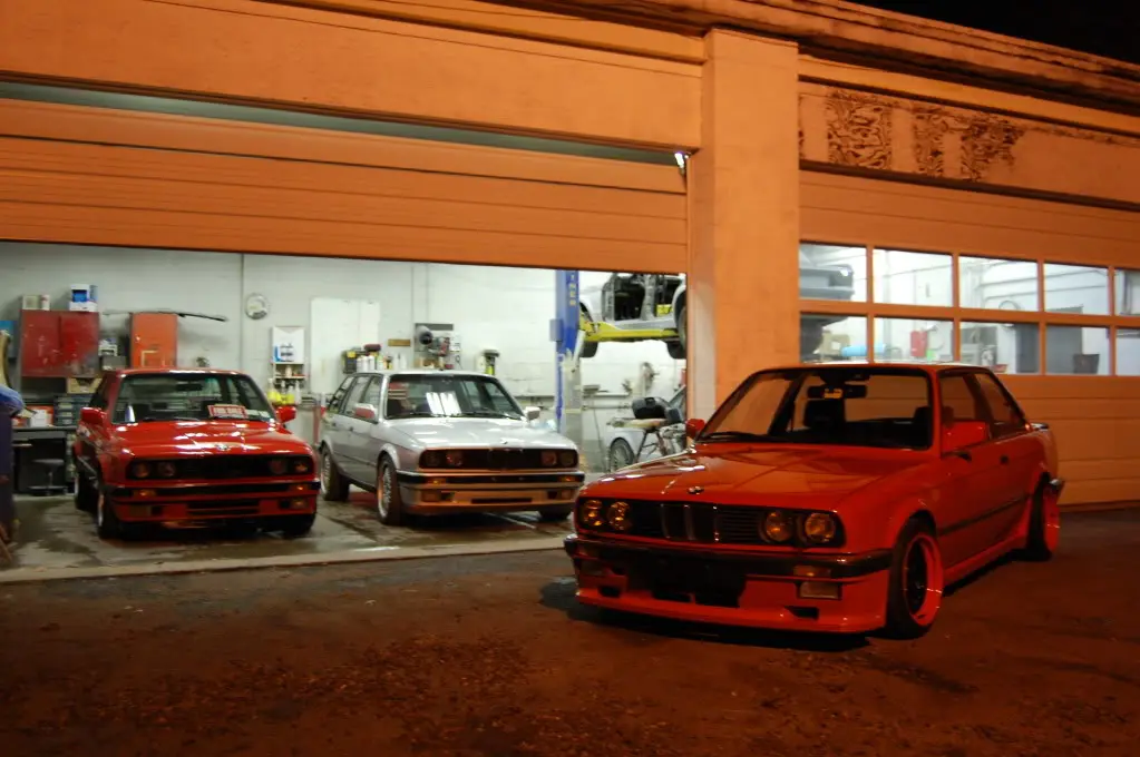 1984 BMW 325 Euro M-Tech 1 in Henna Red, photo 18