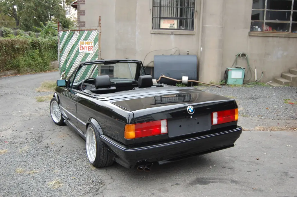 1990 BMW 325i Convertible, Triple Black, photo 59