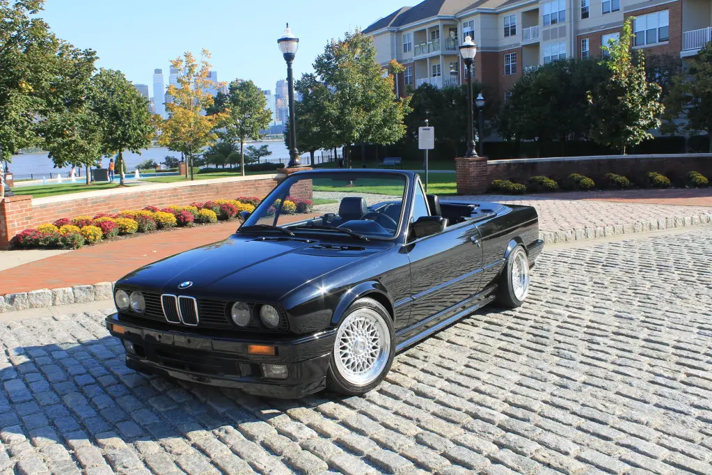 1990 BMW 325i Convertible, Triple Black, photo 51
