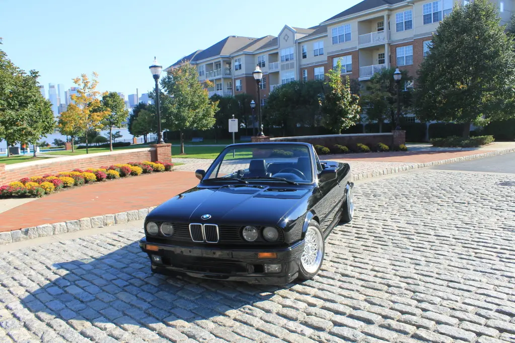 1990 BMW 325i Convertible, Triple Black, photo 52