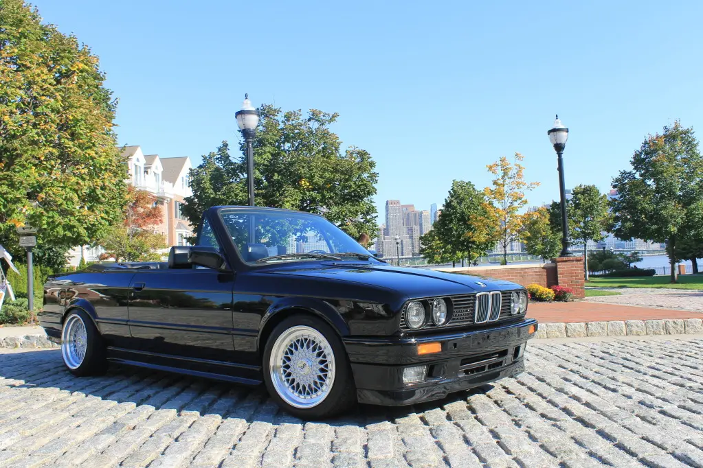 1990 BMW 325i Convertible, Triple Black, photo 49