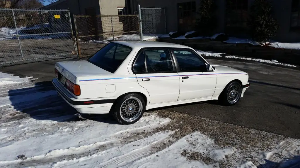 1989 BMW 325i Sedan in Alpine White, photo 83