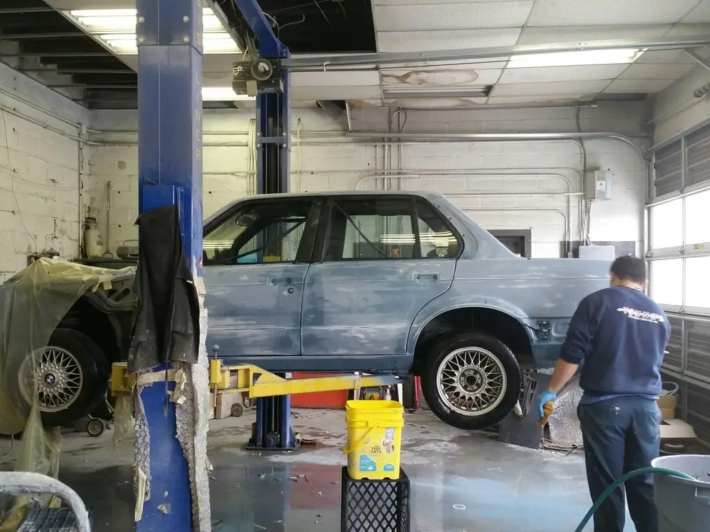 1991 BMW 325iX with Shaved Doors, photo 18