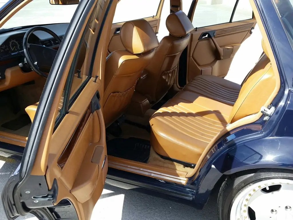 Mercedes W124 Wagon, Widebody 500E Tribute, photo 29