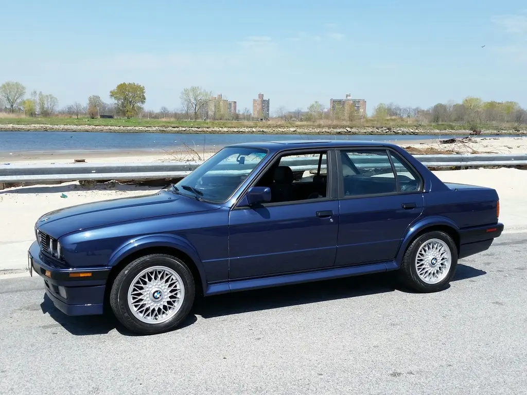 1991 BMW 325iX with Shaved Doors, photo 29