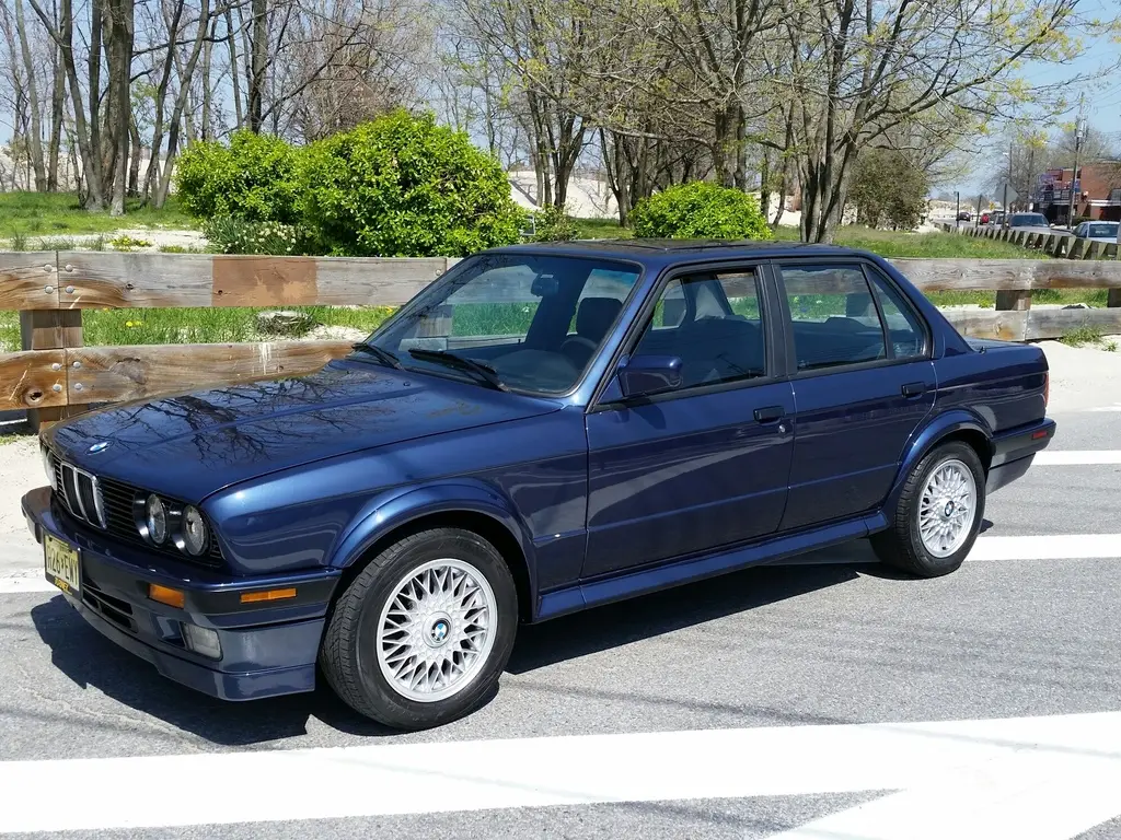 1991 BMW 325iX with Shaved Doors, photo 32