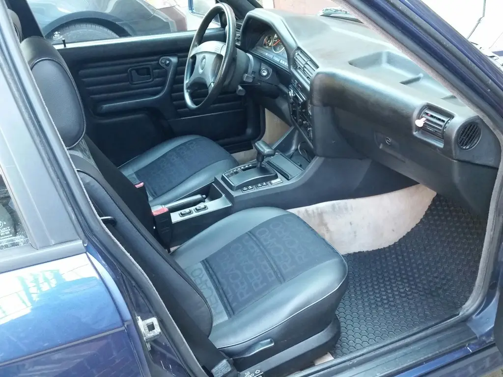 1991 BMW 325iX with Shaved Doors, photo 38
